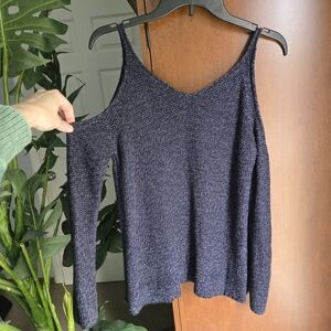 Quinn Cold Shoulder Knit Sweater in Navy Blue Size Medium